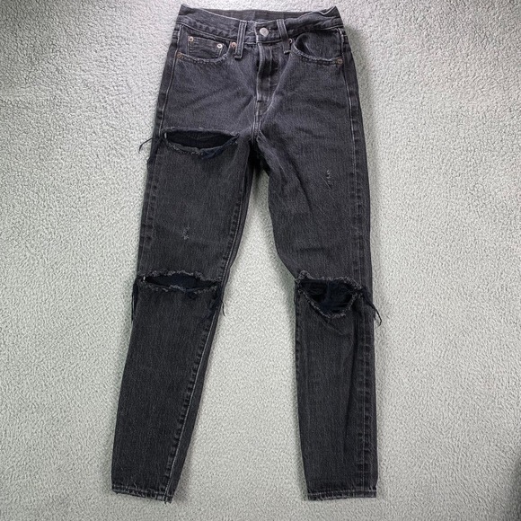 Levis Jeans Womens 24 Distressed Denim Button Fly‎ Destroyed Grunge - Picture 1 of 15
